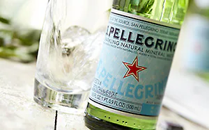 San Pellegrino Sparkling
(1 liter bottle)